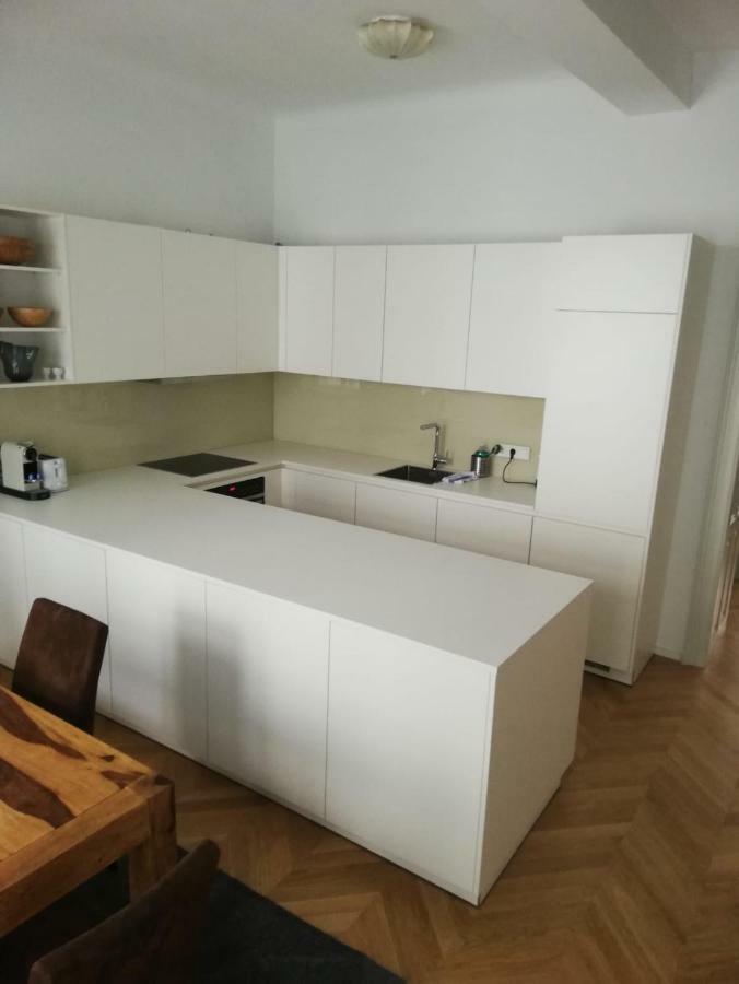 Kh Apartments Stephansplatz Виена Екстериор снимка